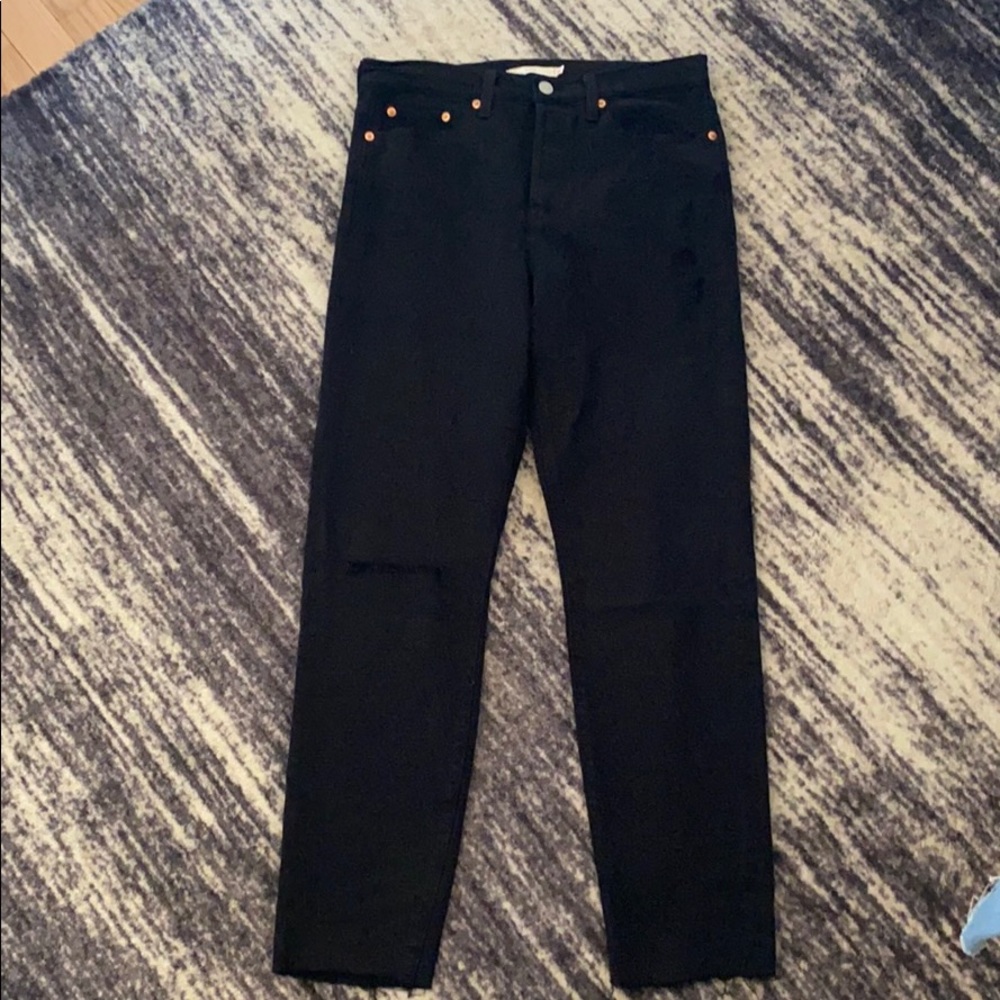 Levi’s Black Jeans NWOT Sz 28